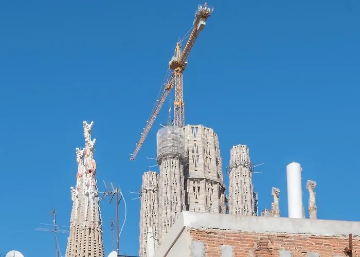 HOMEnFUN Ático Sagrada Familia Gaudí